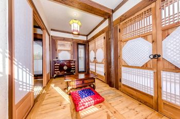 Jeju Hanok Hotel Hallagung 2*