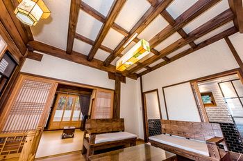 Jeju Hanok Hotel Hallagung 2*