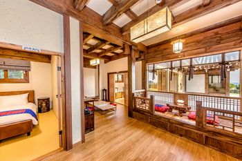 Jeju Hanok Hotel Hallagung 2*