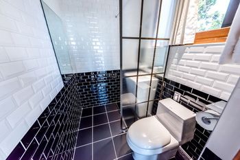 Jeju Hanok Hotel Hallagung 2*