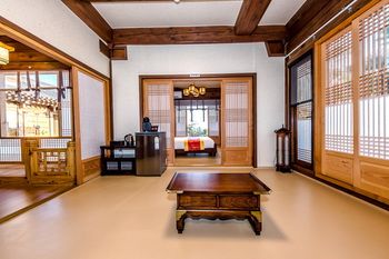 Jeju Hanok Hotel Hallagung 2*