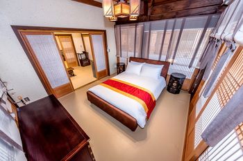 Jeju Hanok Hotel Hallagung 2*