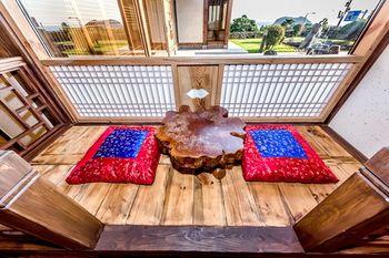 Jeju Hanok Hotel Hallagung 2*