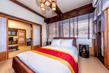 Jeju Hanok Hotel Hallagung 2*