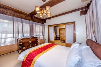 Jeju Hanok Hotel Hallagung 2*