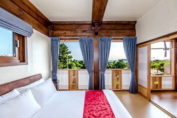 Jeju Hanok Hotel Hallagung 2*