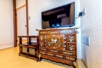Jeju Hanok Hotel Hallagung 2*