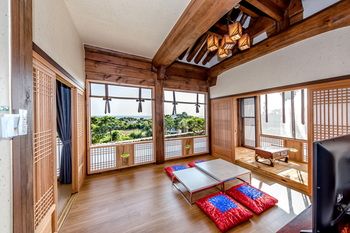 Jeju Hanok Hotel Hallagung 2*