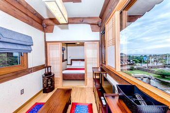 Jeju Hanok Hotel Hallagung 2*