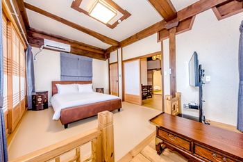 Jeju Hanok Hotel Hallagung 2*