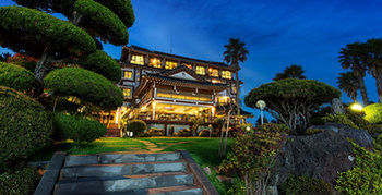 Jeju Hanok Hotel Hallagung 2*
