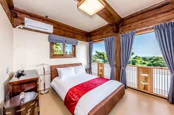 Jeju Hanok Hotel Hallagung 2*