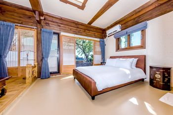 Jeju Hanok Hotel Hallagung 2*