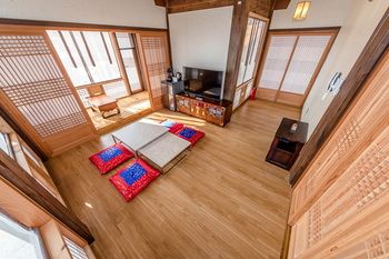 Jeju Hanok Hotel Hallagung 2*