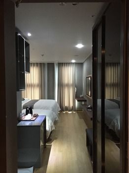 Hotel L'Art Gimpo 3*