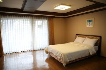 Osaek Greenyard Hotel 3*
