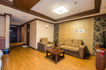 Osaek Greenyard Hotel 3*