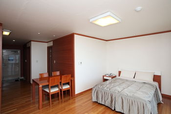 The Mauna Ocean Resort 3*