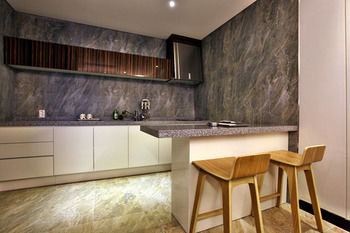 Guwol Hotel 3*