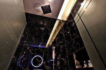 Guwol Hotel 3*