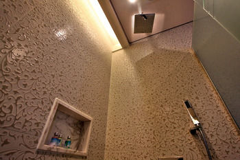 Guwol Hotel 3*