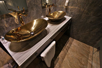 Guwol Hotel 3*