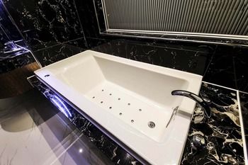 Guwol Hotel 3*
