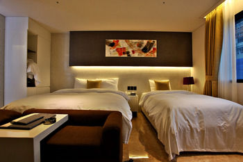 Guwol Hotel 3*