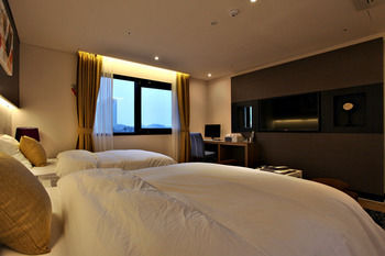 Guwol Hotel 3*