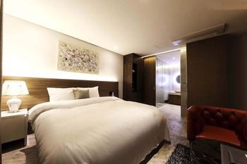 Guwol Hotel 3*