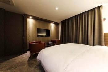Guwol Hotel 3*
