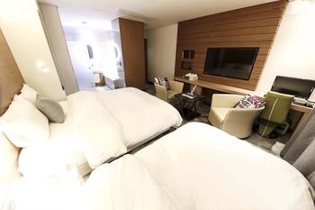Guwol Hotel 3*