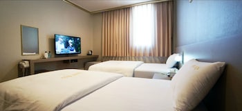 Raum Hotel 3*