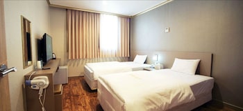 Raum Hotel 3*