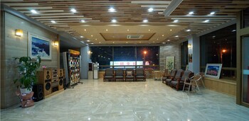 Raum Hotel 3*