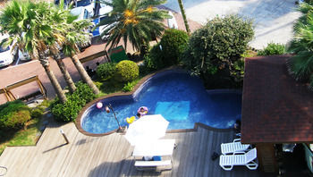 Dyne Resort 3*