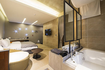 Allee Hotel 3*