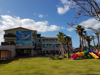 Blue Whale Resort 3*