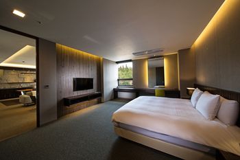 The Annex 4*