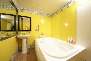 Sense Motel 2*