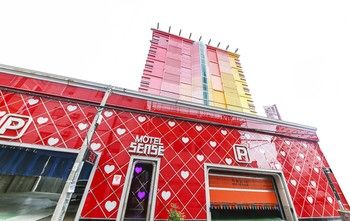 Sense Motel 2*
