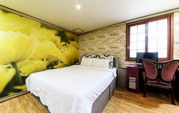 Sense Motel 2*