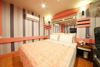 Sense Motel 2*