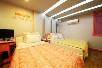Sense Motel 2*