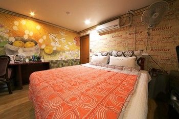 Sense Motel 2*