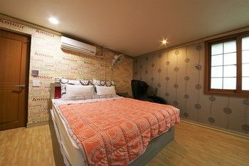 Sense Motel 2*
