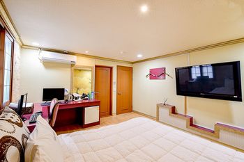 Sense Motel 2*