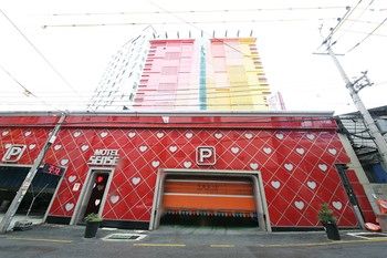 Sense Motel 2*