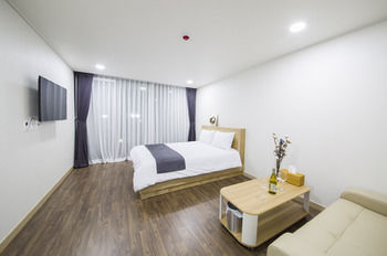 J Raum 3*