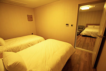 Suave Hotel 3*
